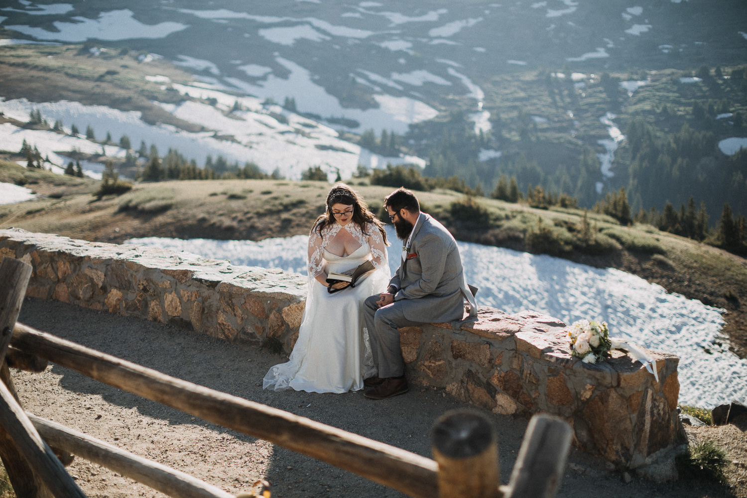 Reading letters and exchanging gifts after the ceremony