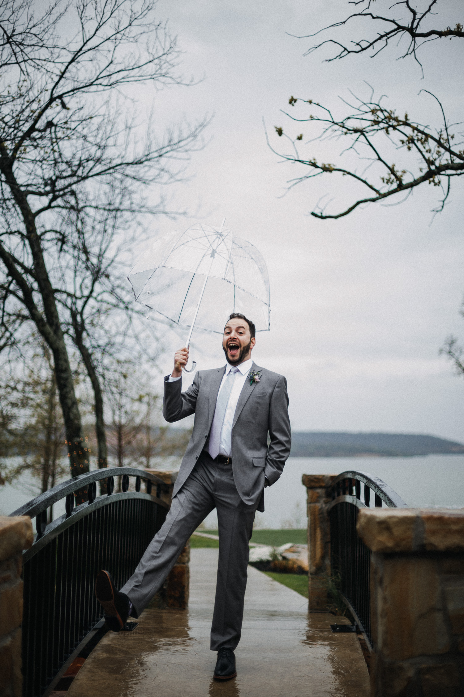 Rainy day The Springs Tulsa wedding in Sperry, Oklahoma