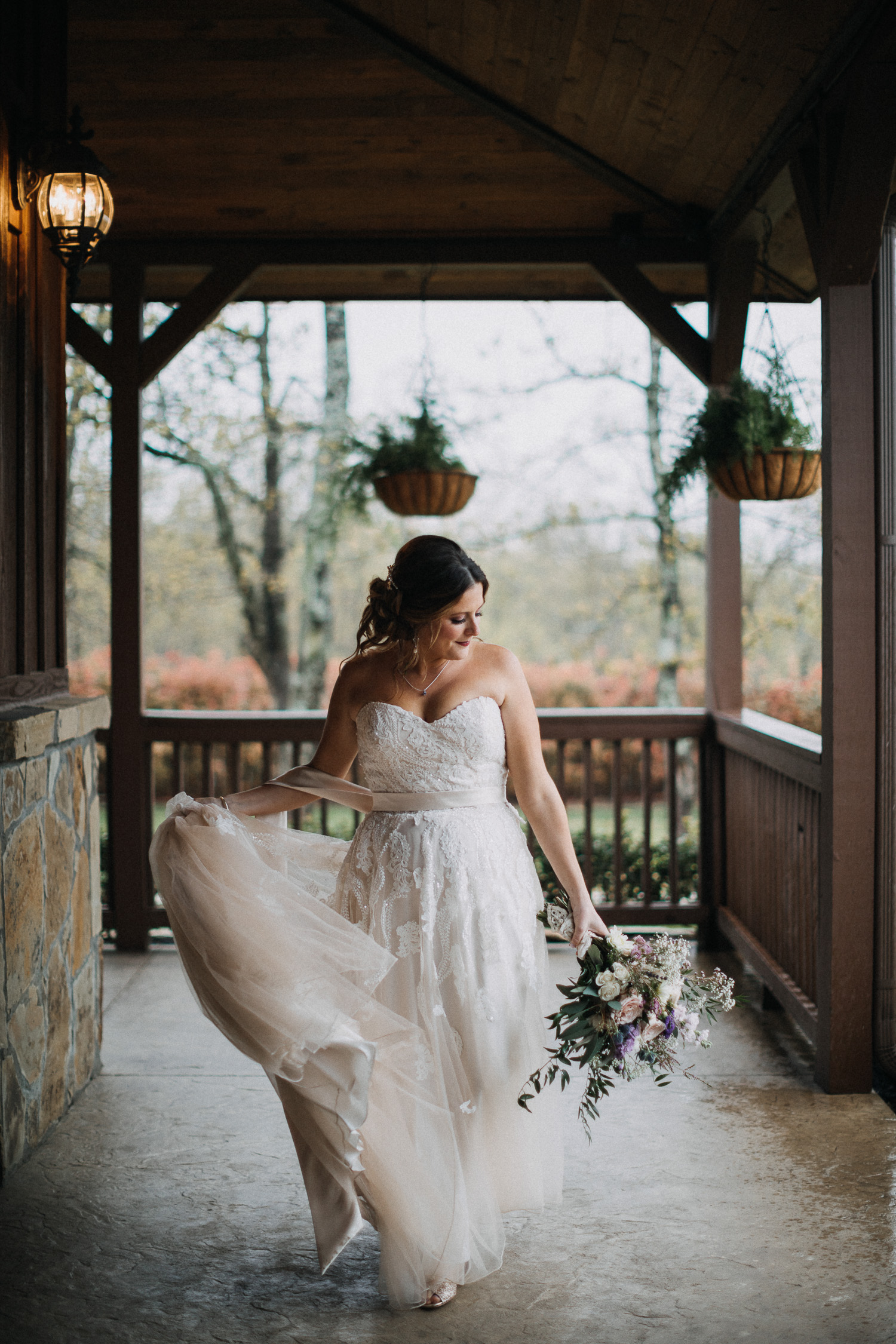 Rainy day The Springs Tulsa wedding in Sperry, Oklahoma