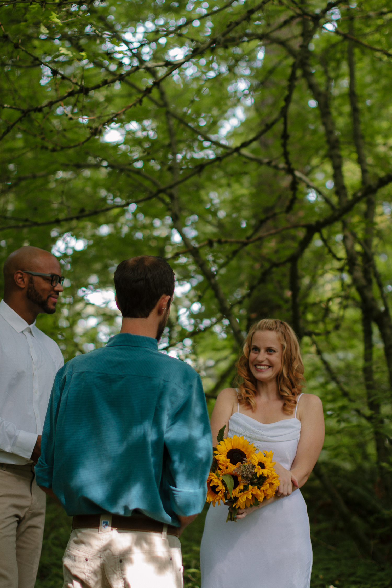 Portland Oregon forest elopement