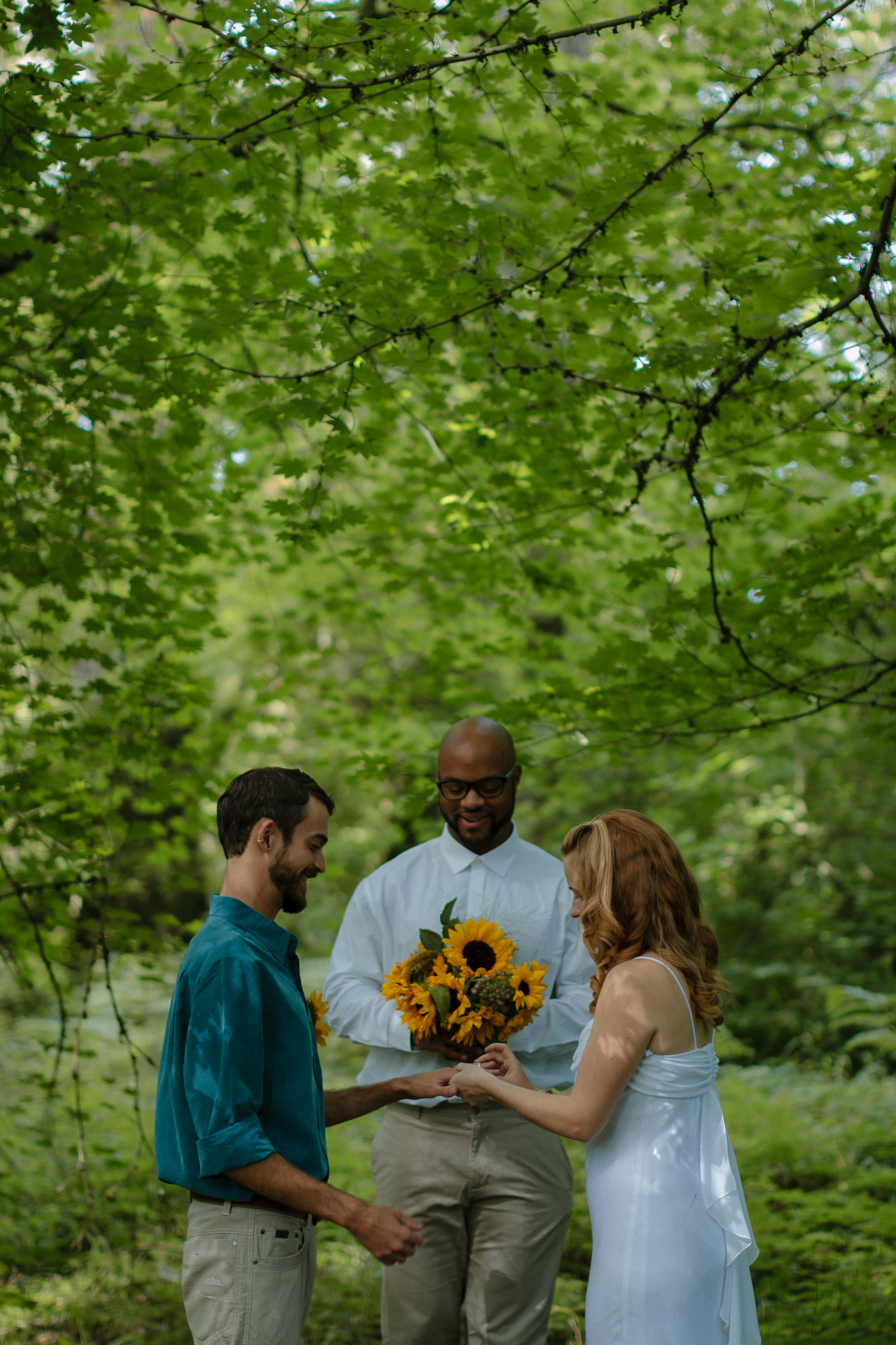 Portland Oregon forest elopement