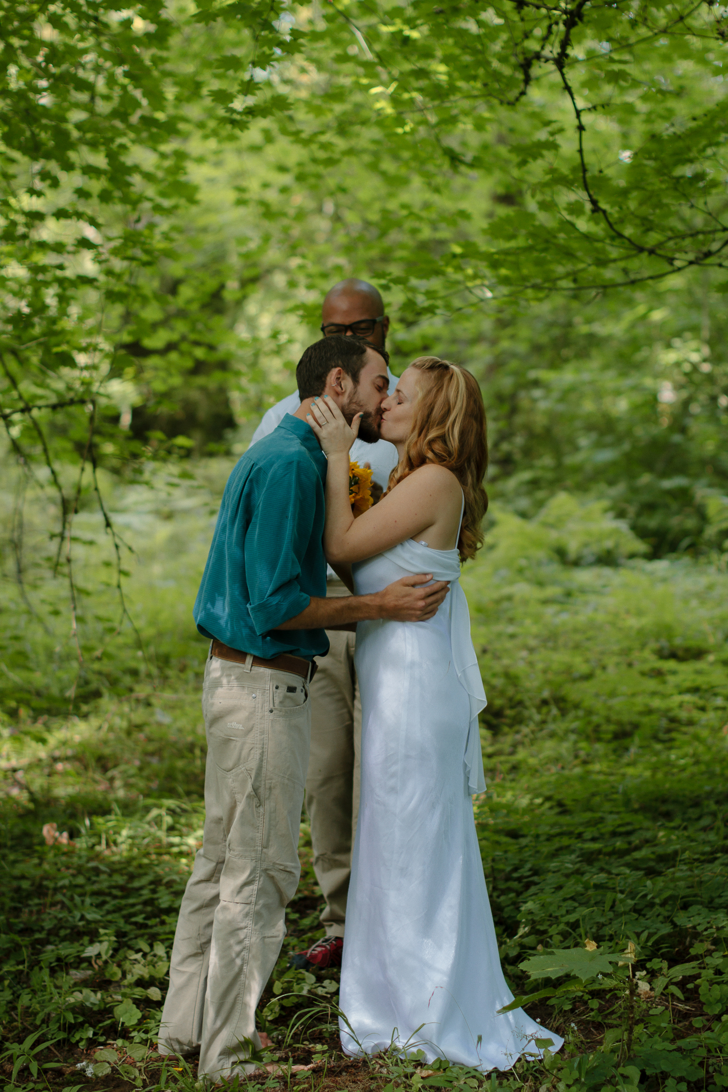 Portland Oregon forest elopement